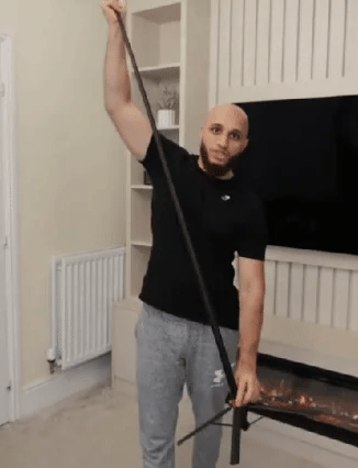 How to use weed puller