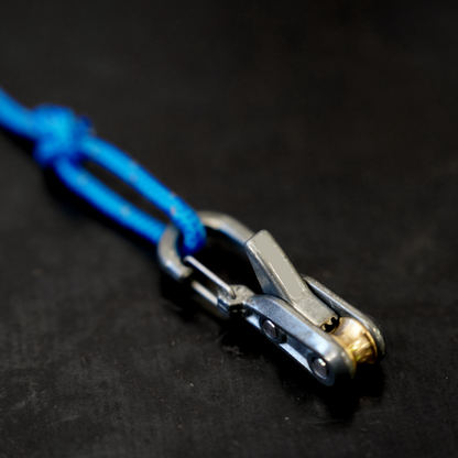 Nivraus with Accessory Cord and Carry Case